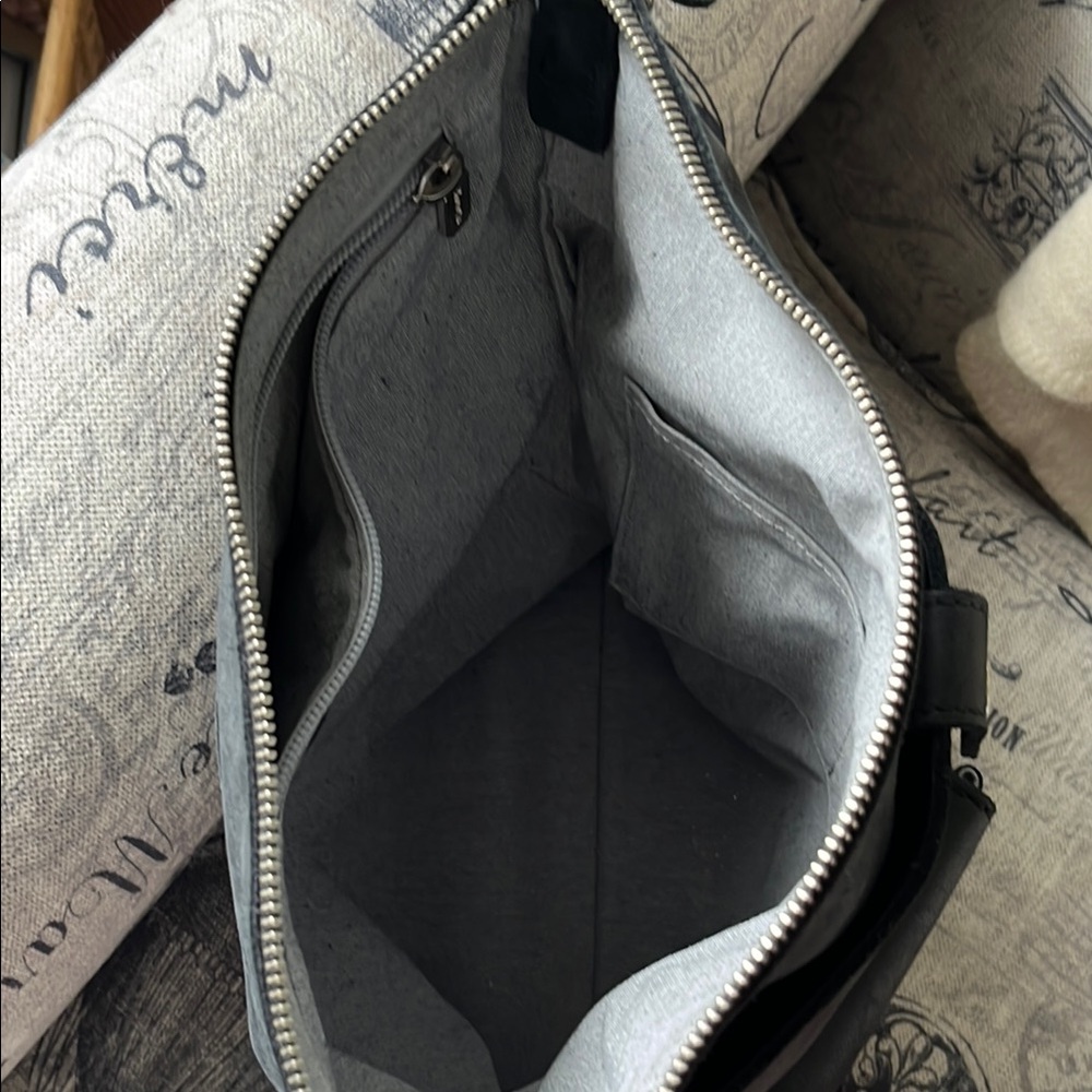 Roots new Leather messenger Crossbody Tote Bag - Black - Picture 6 of 8